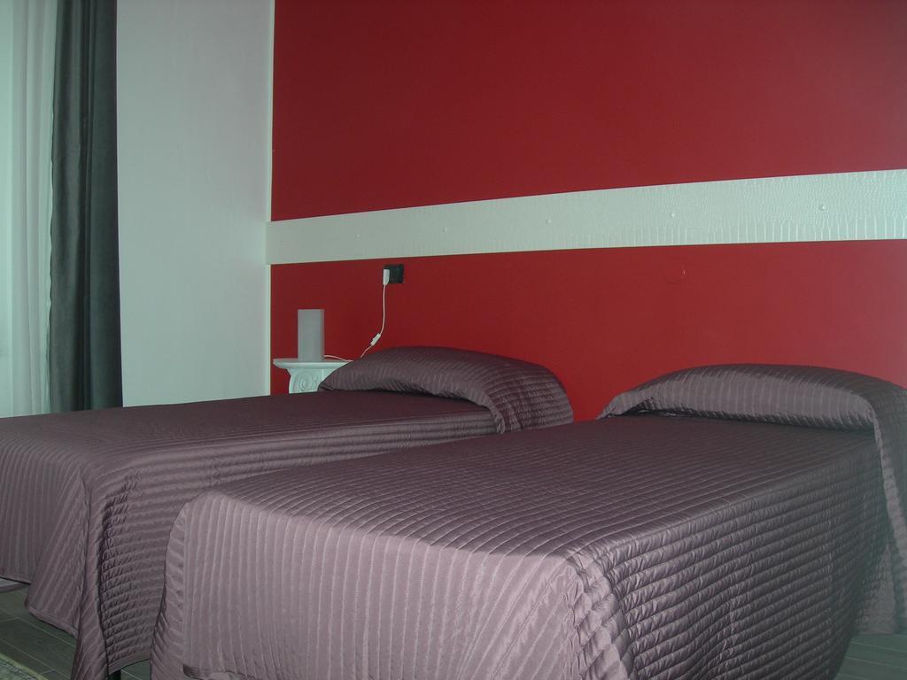 Hotel Due Spade Fidenza Εξωτερικό φωτογραφία