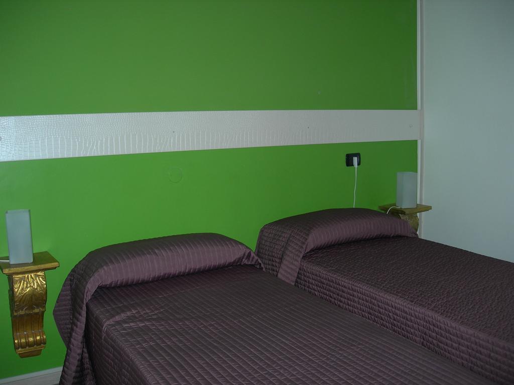 Hotel Due Spade Fidenza Εξωτερικό φωτογραφία