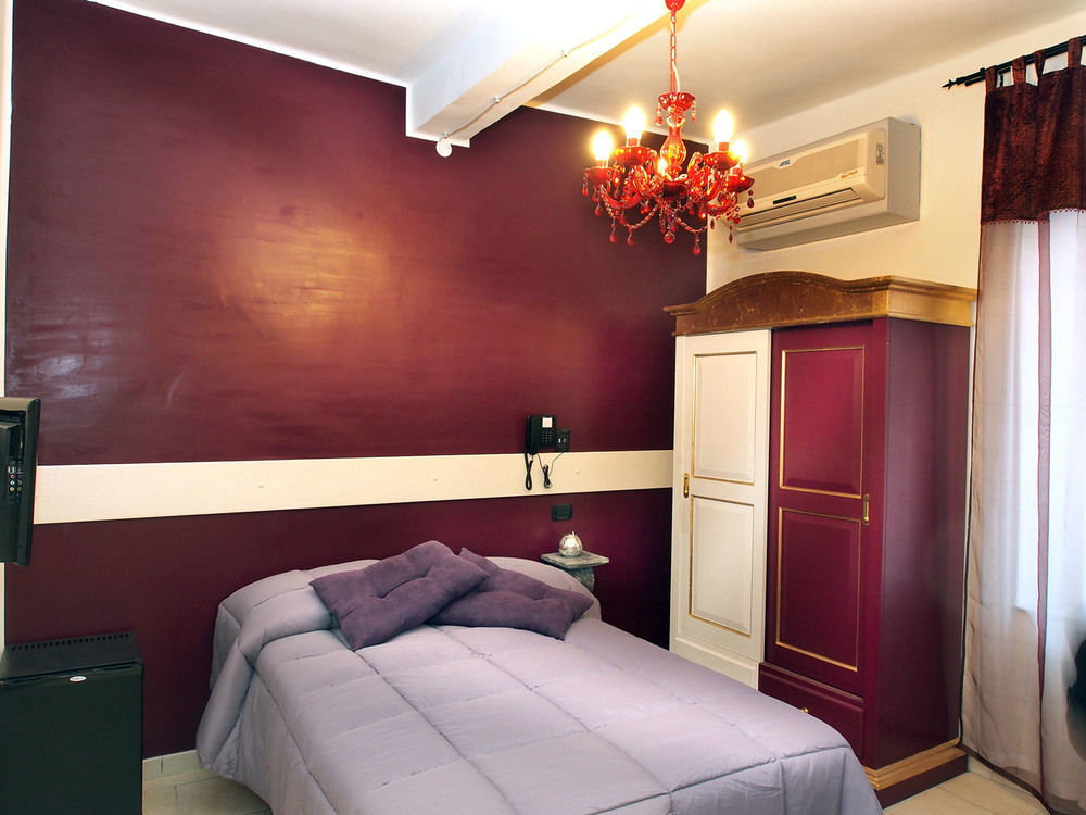 Hotel Due Spade Fidenza Εξωτερικό φωτογραφία