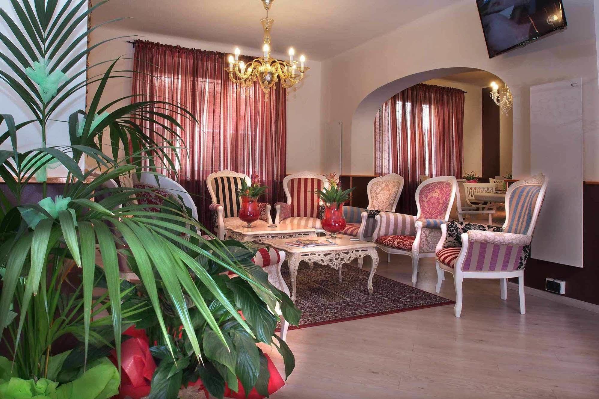 Hotel Due Spade Fidenza Εξωτερικό φωτογραφία