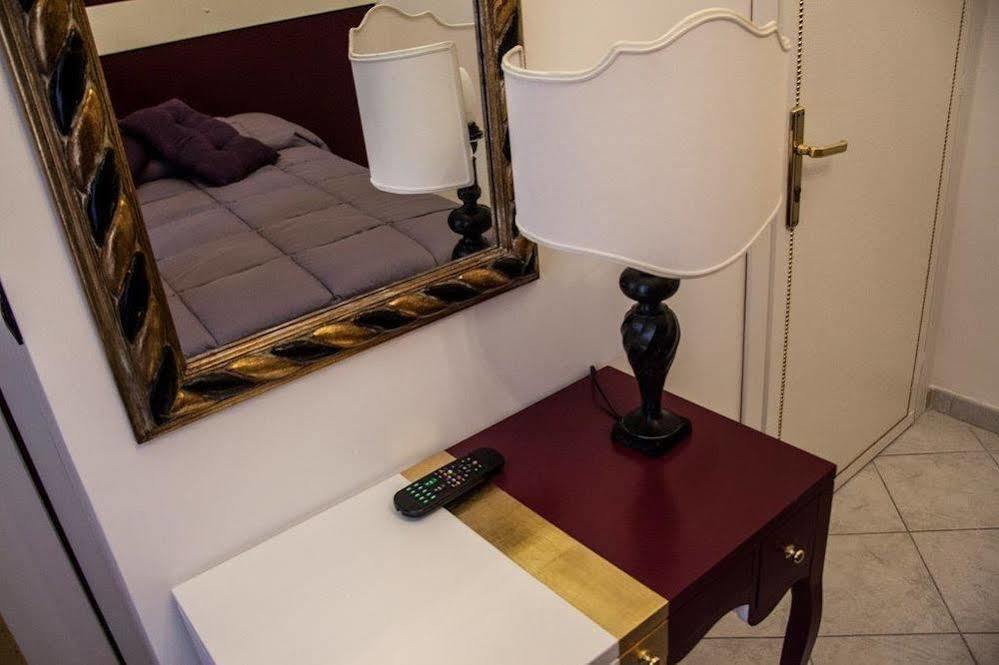 Hotel Due Spade Fidenza Εξωτερικό φωτογραφία