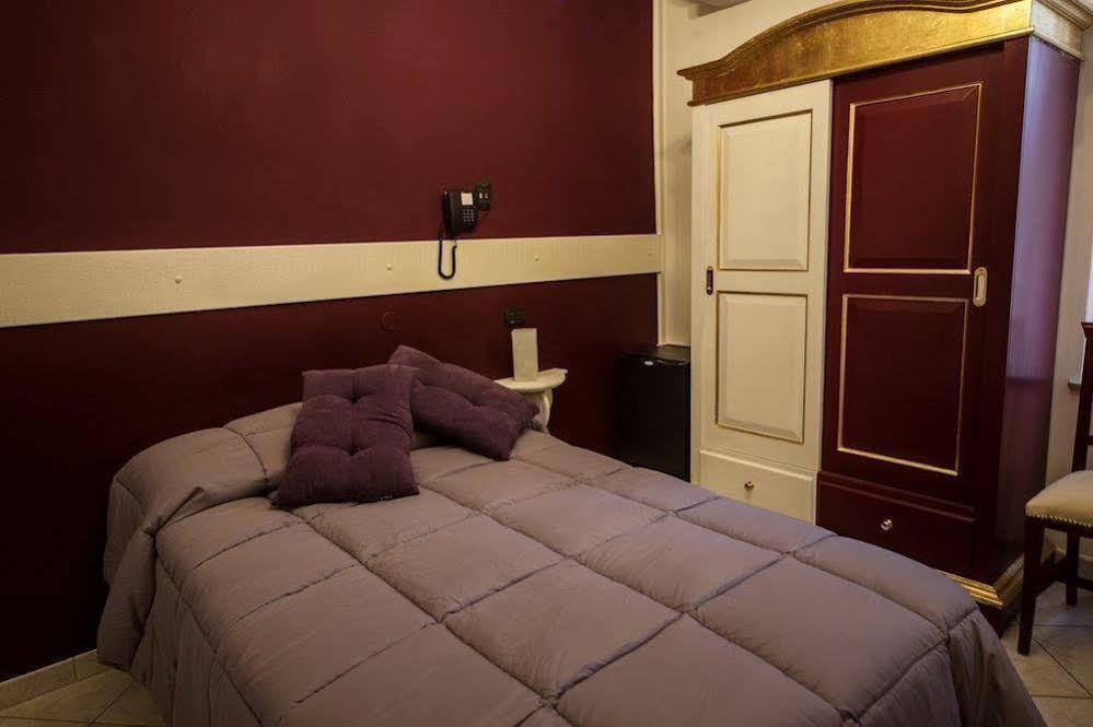 Hotel Due Spade Fidenza Εξωτερικό φωτογραφία