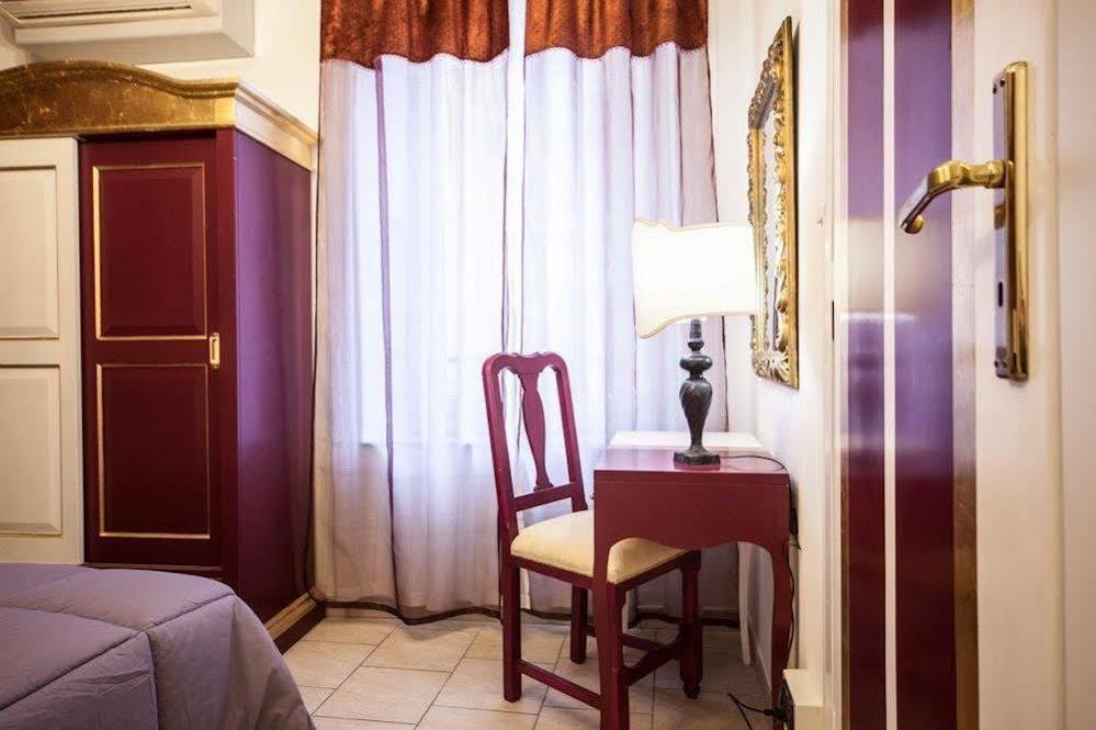 Hotel Due Spade Fidenza Εξωτερικό φωτογραφία